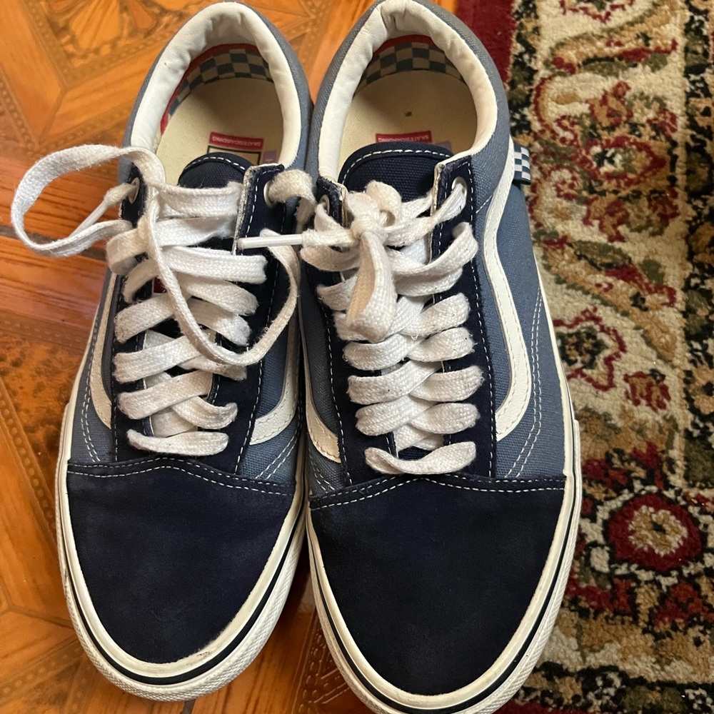 Vans Men's Navy and White Sneakers